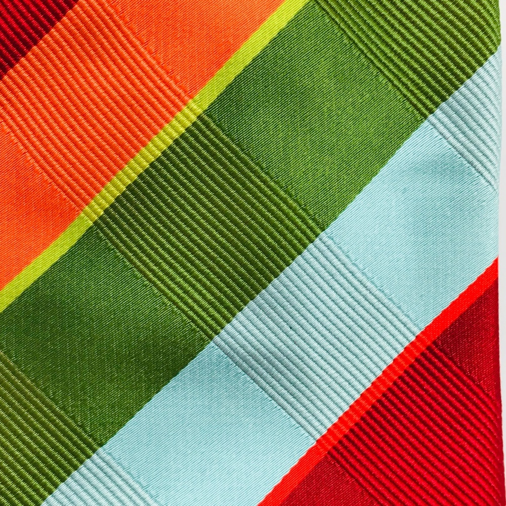 BCBG II ATTITUDE REPP PATTERN TIE